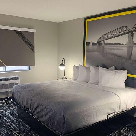 Super 8 By Wyndham Kirksville-University Area Екстериор снимка